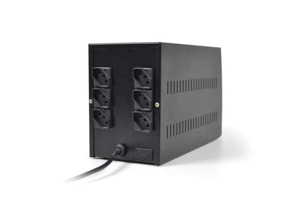ESTABILIZADOR 2500VA BIVOLT POWEREST PRO C/ 6 TOMADAS - TS SHARA