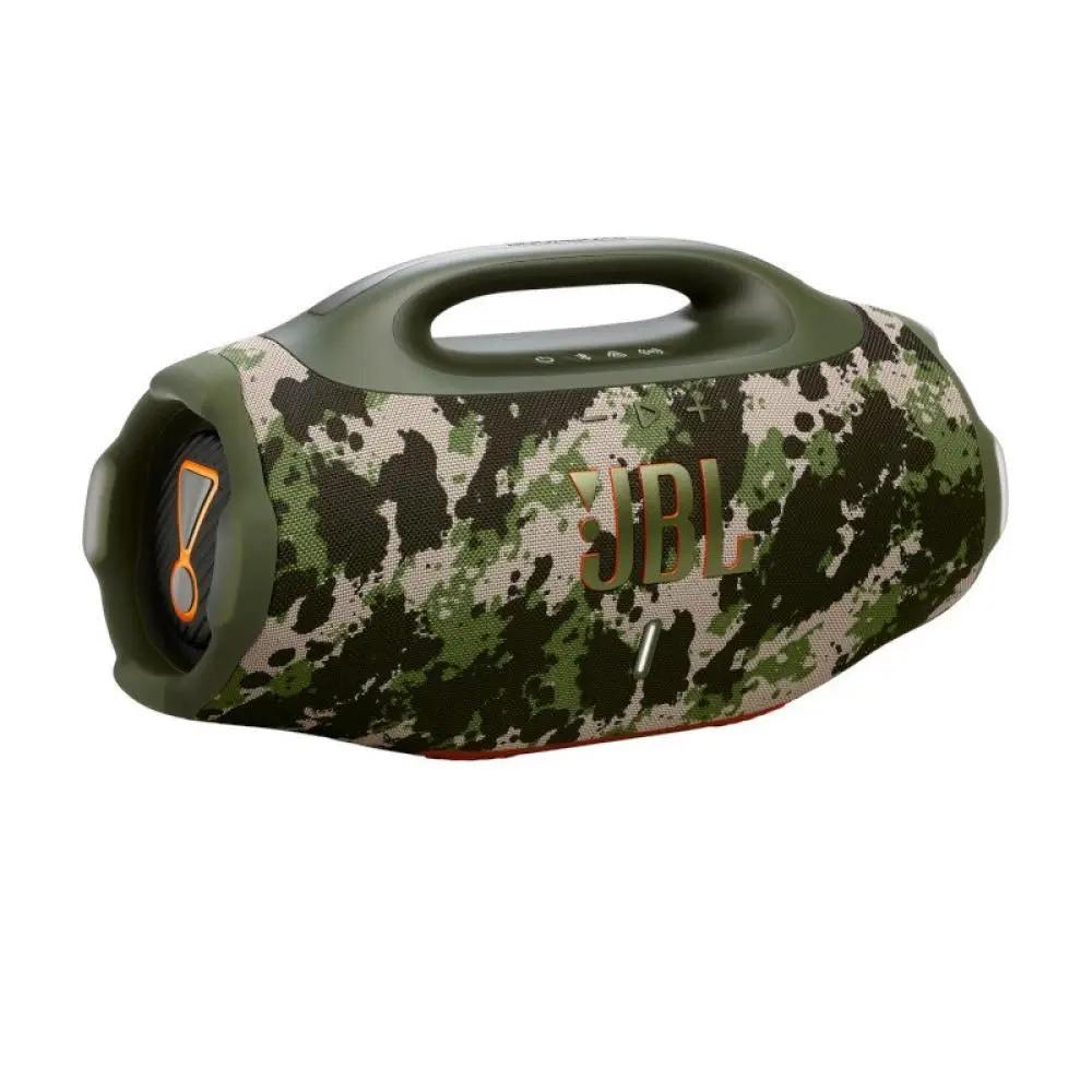 Caixa de som JBL Boombox 4 Squad camuflada em vista diagonal com alça de transporte