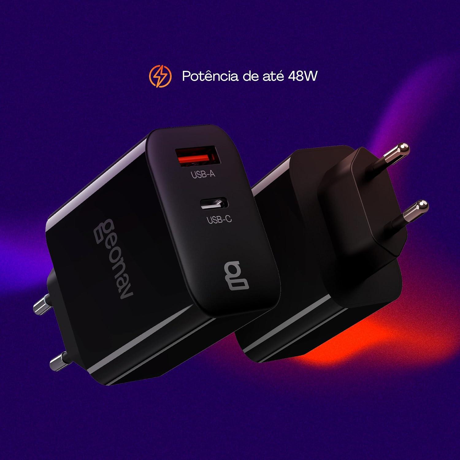 Carregador de parede Geonav preto com duas saídas USB-C e USB-A de até 48W