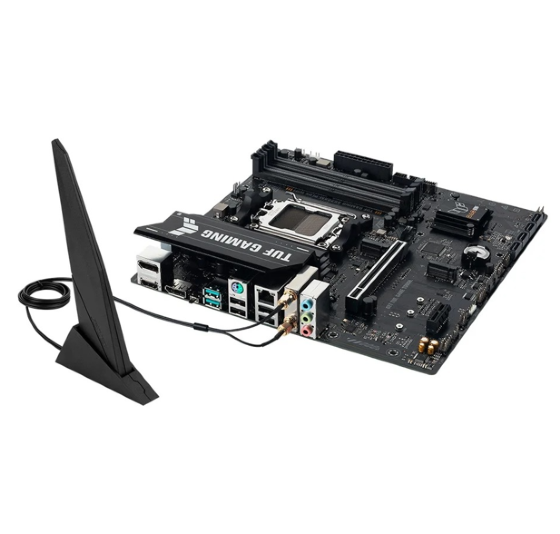Placa-mãe Asus TUF Gaming A620M-Plus WiFi acompanhada da antena Wi-Fi externa